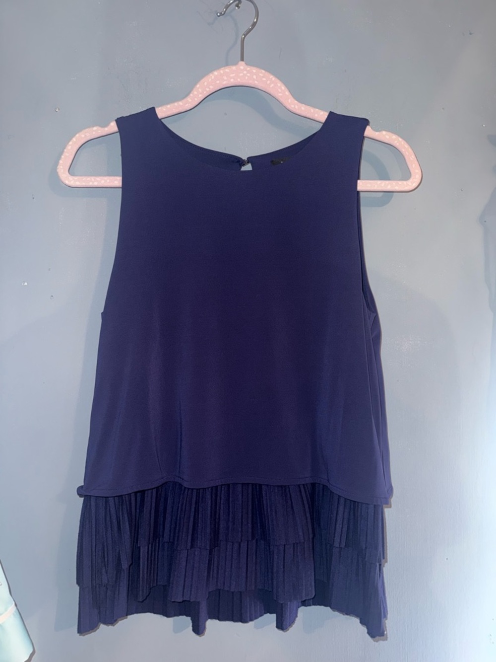 Banana Republic Navy Sleeveless Layered Pleated Hem Top Size XS Dressy